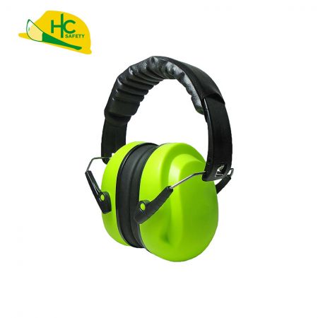 Kids' Foldable Ear Defenders - Dual-point earcup mounting distributes pressure evenly for enhanced comfort
